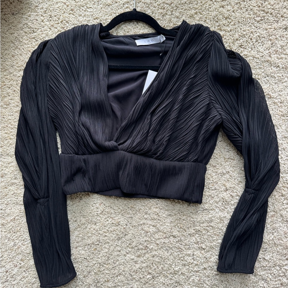 NWT IRO cropped Amili top (BLACK)